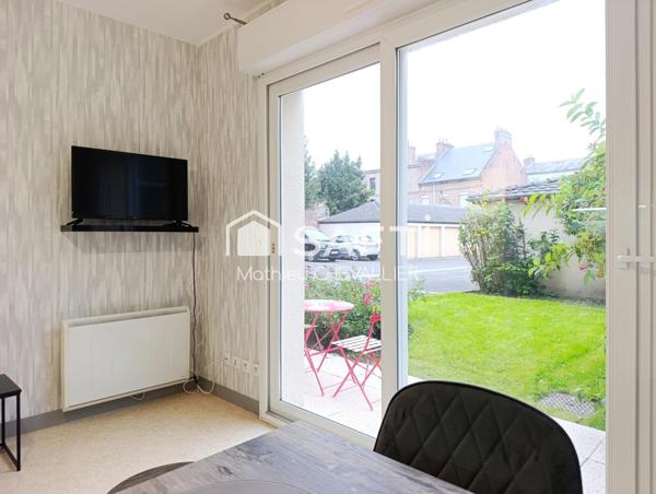 APPARTEMENT T2 RÉNOVÉ AVEC TERRASSE PRIVATIVE