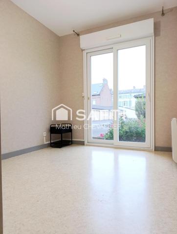 APPARTEMENT T2 RÉNOVÉ AVEC TERRASSE PRIVATIVE