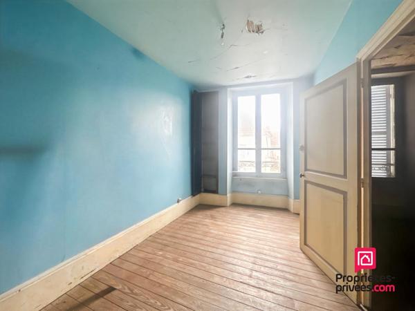 Immeuble Avallon 110 m2