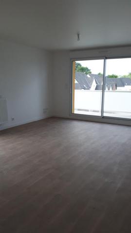 THEIX – Appartement T3 avec 2 parkings