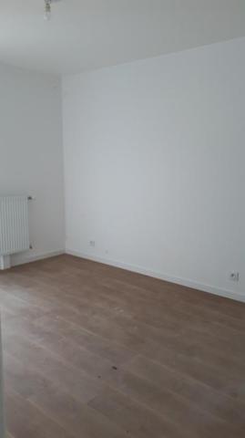 THEIX – Appartement T3 avec 2 parkings