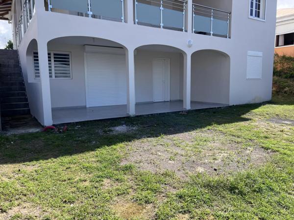 Immobilier Le Gosier (97190) – Appartement villa 61m2 – 1 100 €