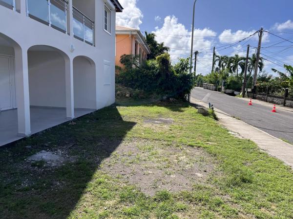 Immobilier Le Gosier (97190) – Appartement villa 61m2 – 1 100 €