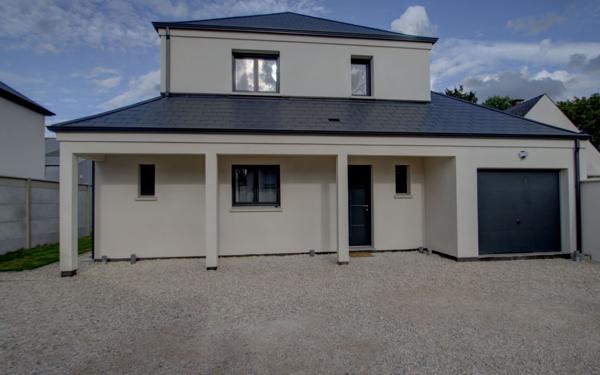 Maison à vendre    5 pièces •  Saran