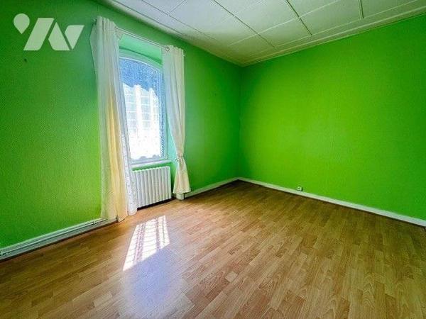 A vendre maison avec jardinet à QUIMPERLE (29)

Dans un quartier calme et recherché, à proxim...