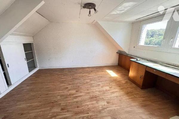 A vendre maison avec jardinet à QUIMPERLE (29)

Dans un quartier calme et recherché, à proxim...