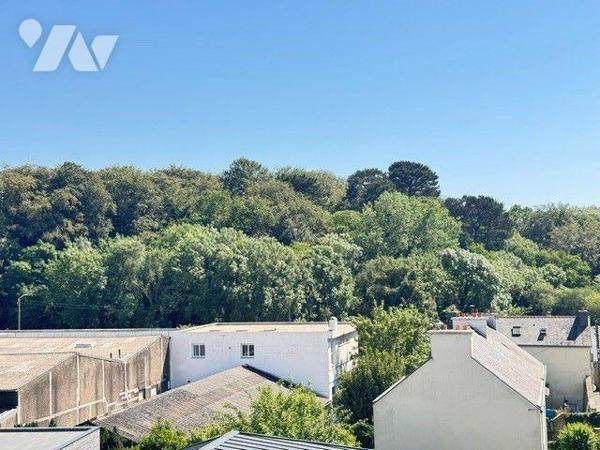 A vendre maison avec jardinet à QUIMPERLE (29)

Dans un quartier calme et recherché, à proxim...