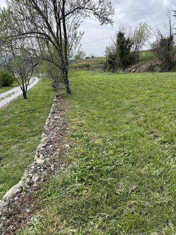 Terrain à vendre à Coux (07000)