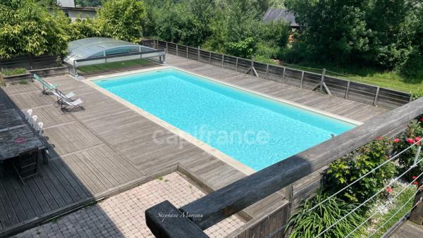 SAVOIE (73), à vendre vallée de La Maurienne, maison atypique (ancienne usine), P12 de 450m², terrain 3500m², Gîte