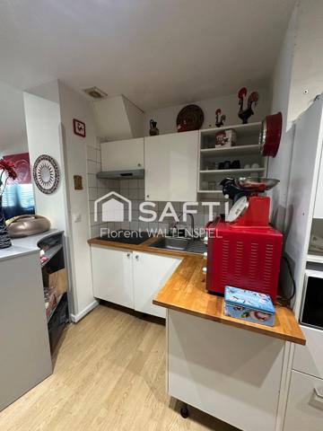 Un véritable cocon au calme, à deux pas de la place Stalingrad : luminosité, charme et tranquillité réunis.