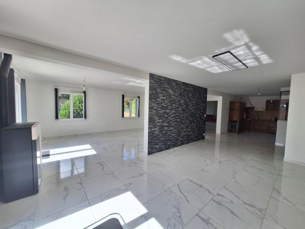 Beauvais (60000) ** LA DOMINANTE **