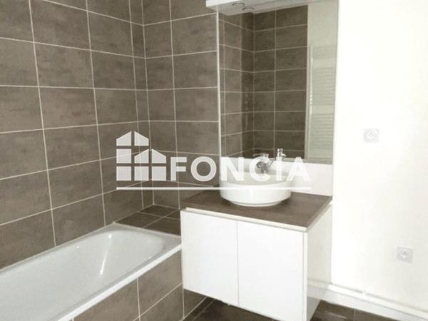 Location Appartement 3 pièces 55.57 m² - 479/509 RUE ERNEST RENAN Villefranche Sur Saone 69400