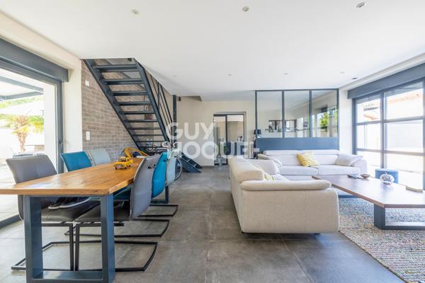 Maison Bourg En Bresse 5 pièce(s) 150 m2 piscine et salle de sport