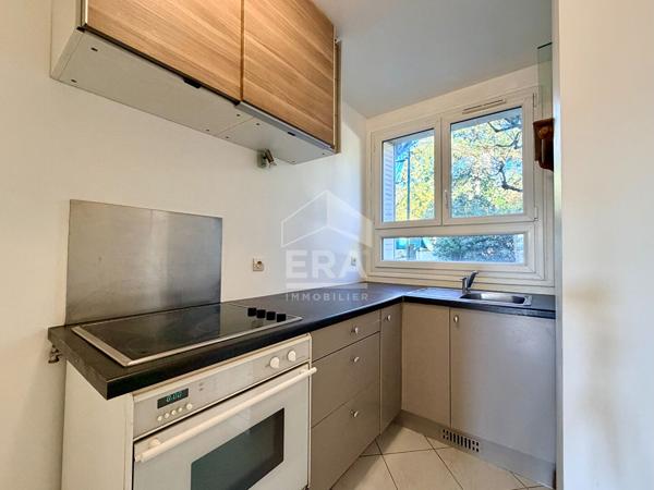 Sèvres Rive Droite - 2 pièces 50 m², balcon plein sud, à 5 min gare - Environnement verdoyant