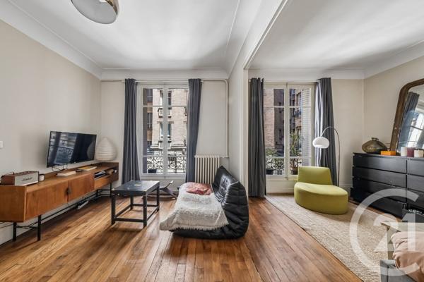 Appartement F2 à vendre  2 pièces - 40 m 2   PARIS  - 75019