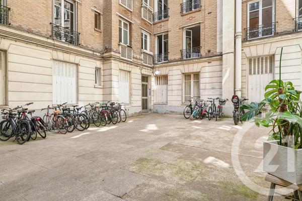 Appartement F2 à vendre  2 pièces - 40 m 2   PARIS  - 75019
