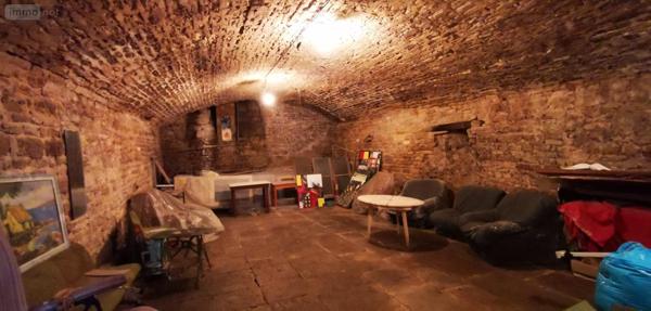 Maison de ville à vendre à Langres en Haute-Marne (52200), ref : ARAUR116023