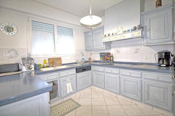 Maison au Parc de la Haye à Avrillé, 8 pièce(s) sur 190 m2 habitables