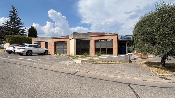 Local professionnel / commercial