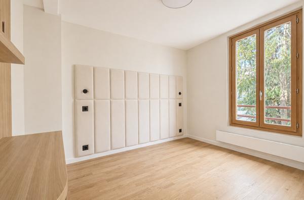 Clamart (92140) Duplex avec jardin privatif – esprit maison – rénovation haut de gamme – Clamart