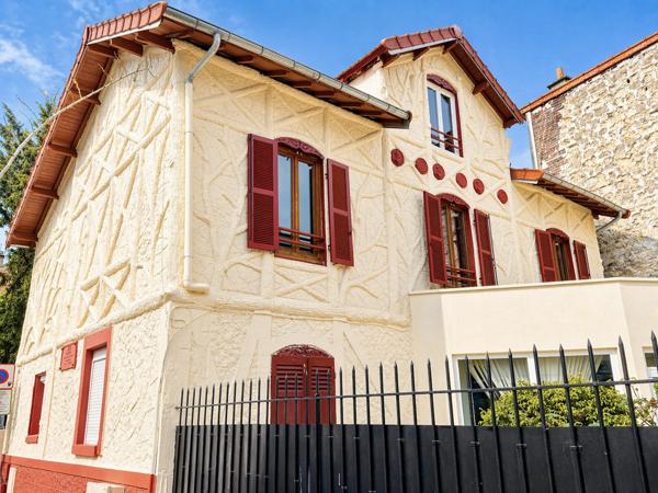 Clamart (92140) Duplex avec jardin privatif – esprit maison – rénovation haut de gamme – Clamart
