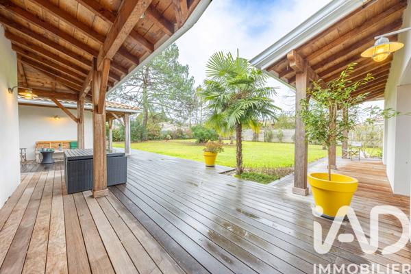 Maison à vendre 7 pièces 230 m² Blanquefort