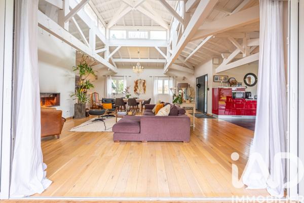 Maison à vendre 7 pièces 230 m² Blanquefort