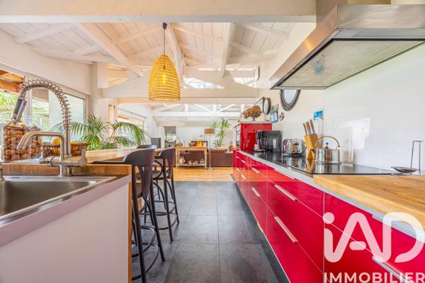 Maison à vendre 7 pièces 230 m² Blanquefort