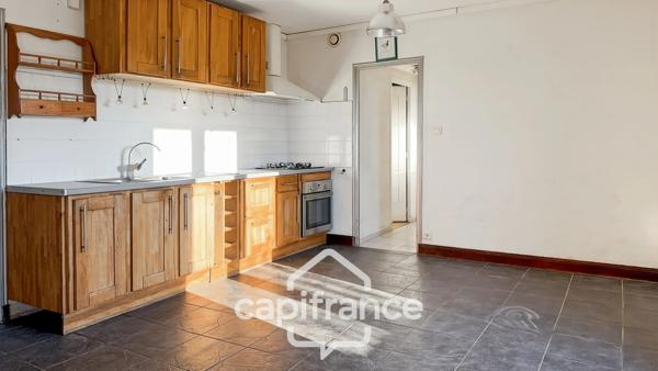 Maison familiale 4 chambres au cœur du village de Habas (40)
