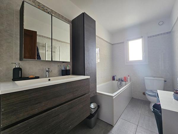 Appartement à vendre 3 pièce(s) -Cave, parking, habitable de suite