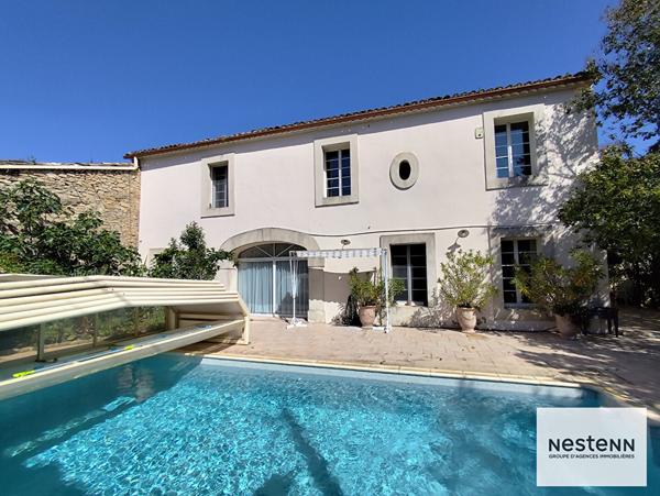 Lansargues , Batisse de 283 m² avec piscine et jardin sans vis a vis.