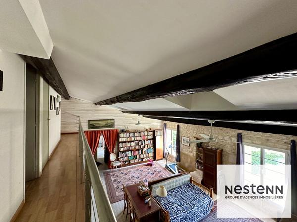 Lansargues , Batisse de 283 m² avec piscine et jardin sans vis a vis.