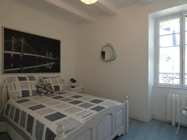 A CANCALE ! Maison en pierre en excellent état, 6 pièces, 5 chambres !