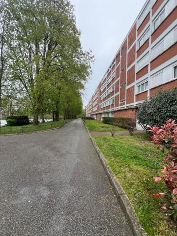 78410 AUBERGENVILLE, Appartement 4 pièce(s) 69 m2, 2 chambres
