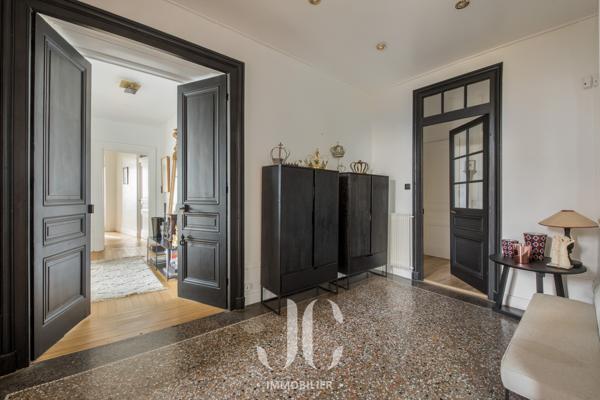 APPARTEMENT PRESTIGE AVEC JARDIN