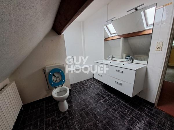 Maison VIRE 8 pièce(s) 140 m2