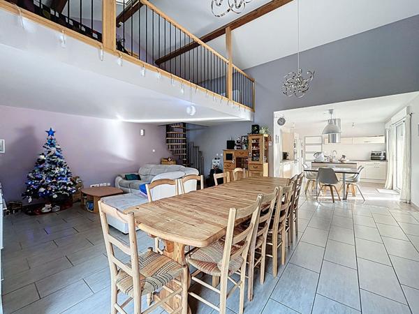 Belle Maison Portes Les Valence 6 pièce(s) 200 m2