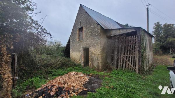 EXCLUSIVITE NOTAIRE: PRECIGNE-MAISON  DE CAMPAGNE A RENOVER-REF/VDL 2015