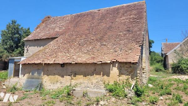  PRECIGNE-MAISON  DE CAMPAGNE A RENOVER-REF/VDL 2015