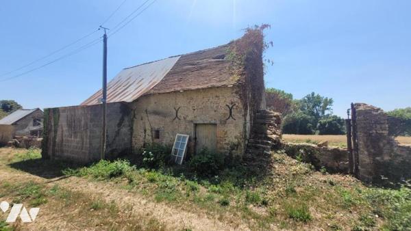 PRECIGNE-MAISON  DE CAMPAGNE A RENOVER-REF/VDL 2015