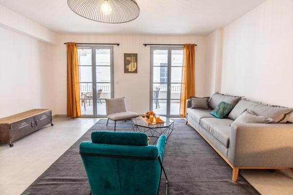 Appartement à BONIFACIO, 20169 - 3 pièces 83m²