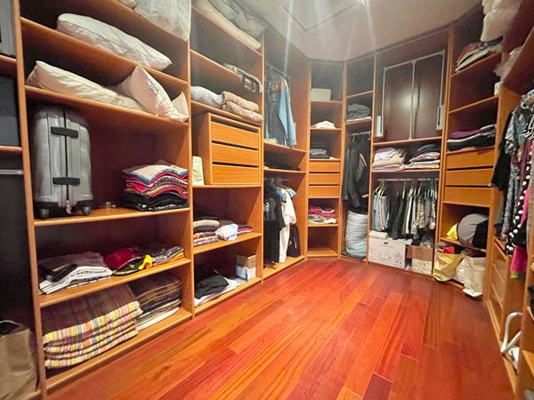 Villa Saint Raphael 5 pièces 200 m2 disposant d' un garage double