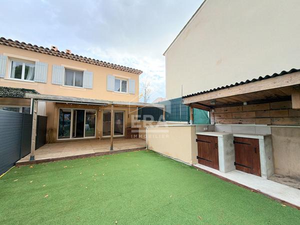 A VENDRE EXCLUSIVITE 84120 PERTUIS MAISON TYPE 4 PIECES DE 81 M² AVEC JARDIN GARAGE ET STATIONNEMENT