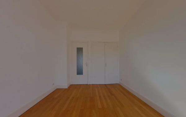 APPARTEMENT T5 A LOUER - LYON 6EME ARRONDISSEMENT Mairie 90.67 m 2 1 510 € charges comprises par mois