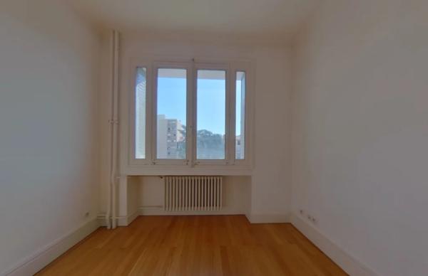 APPARTEMENT T5 A LOUER - LYON 6EME ARRONDISSEMENT Mairie 90.67 m 2 1 510 € charges comprises par mois