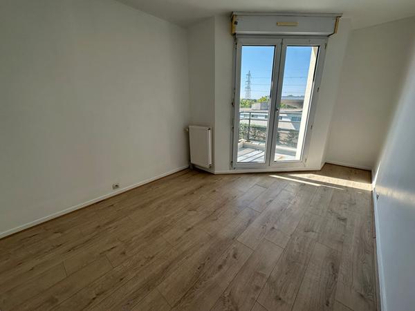 Appartement 4 pièces , hyper centre Evry Courcouronnes ( 91000 )