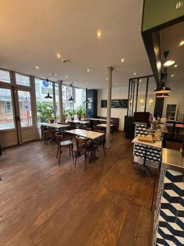 LEVALLOIS-PERRET – RESTAURANT À VENDRE – EMPLACEMENT STRATÉGIQUE
