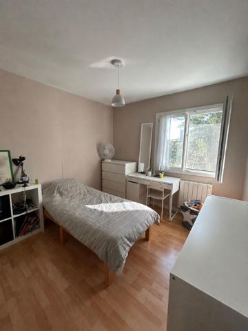Maison Maison familiale avec garage dans secteur recherché 116 m²