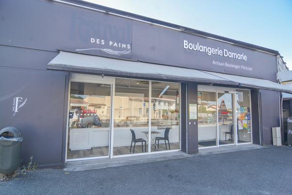 Local commercial Locaux commerciaux loués ? Mérignac ? Rentabilité brute de 7,12 % 220 m²