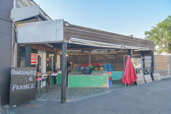 Local commercial Locaux commerciaux loués ? Mérignac ? Rentabilité brute de 7,12 % 220 m²